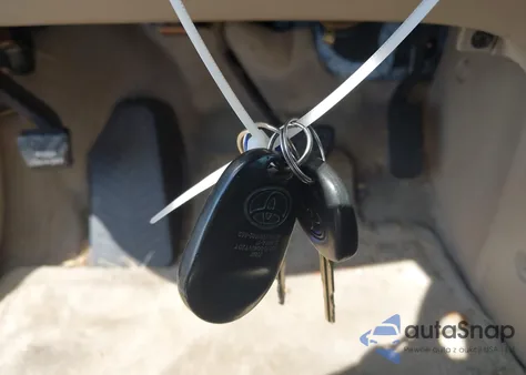 2004 Toyota Sienna Xle from USA, damaged, VIN 5TDZA22C64S061654